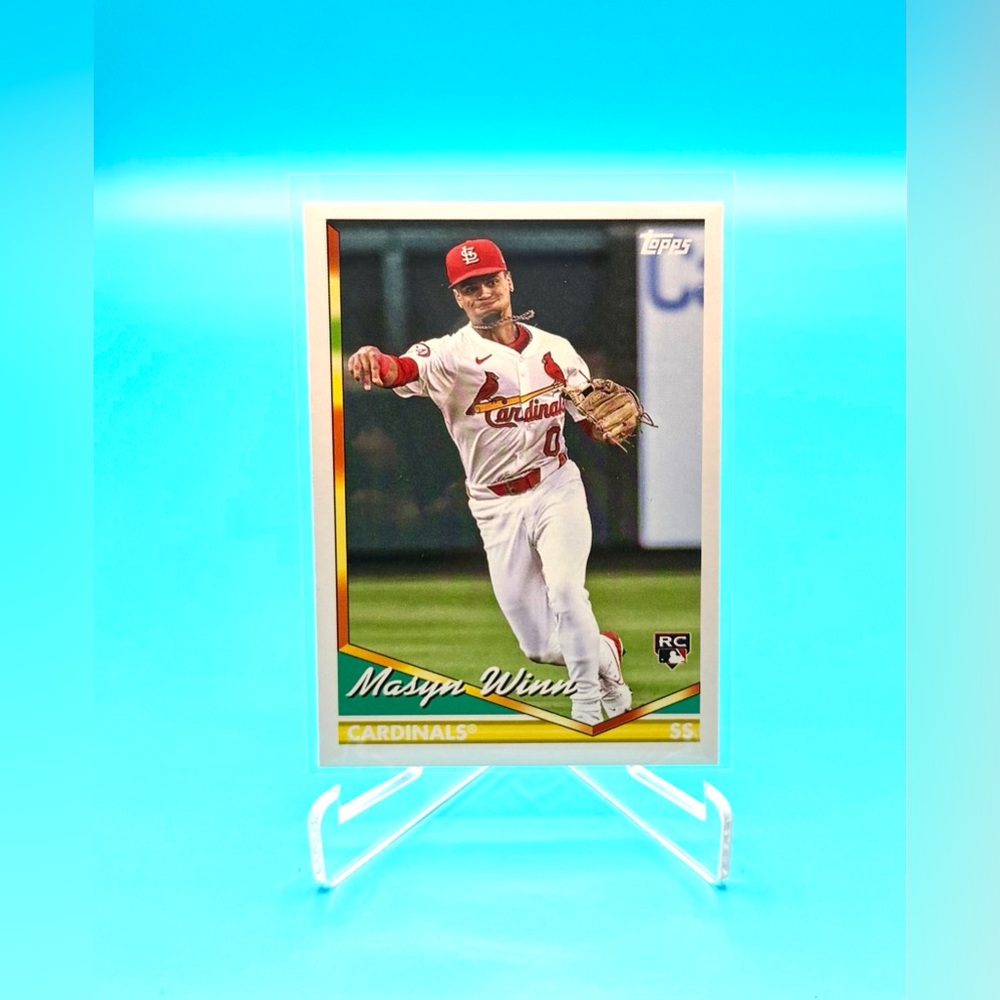 🔥Masyn Winn Lot! 🔥Topps Rookie Card + Red Crusade Insert! 🤩 - Picture 4 of 6